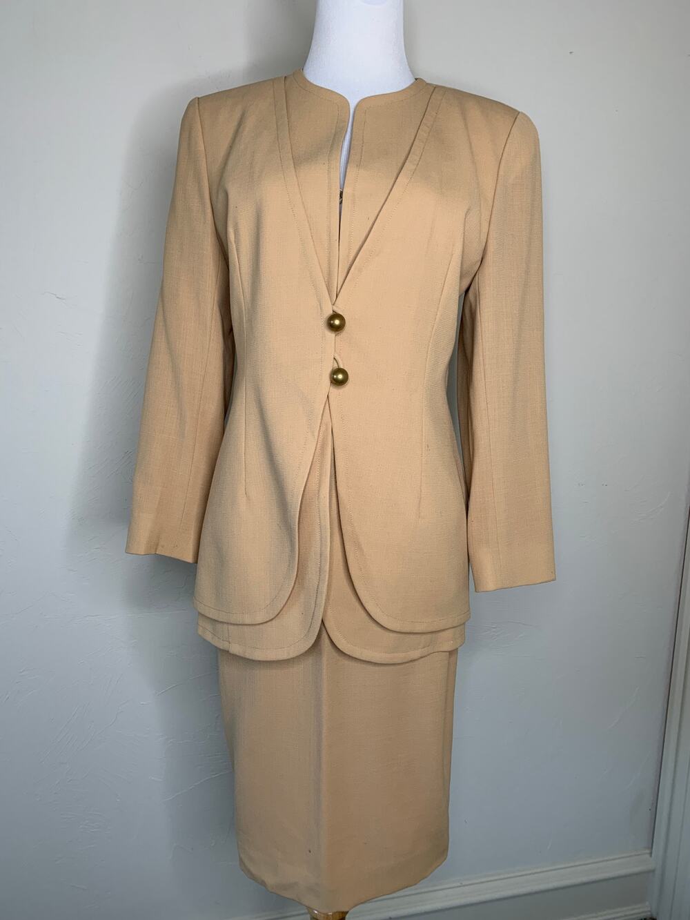 Vintage Camel Power Suit Sz 4 Skirt Suit Retro Office Siren